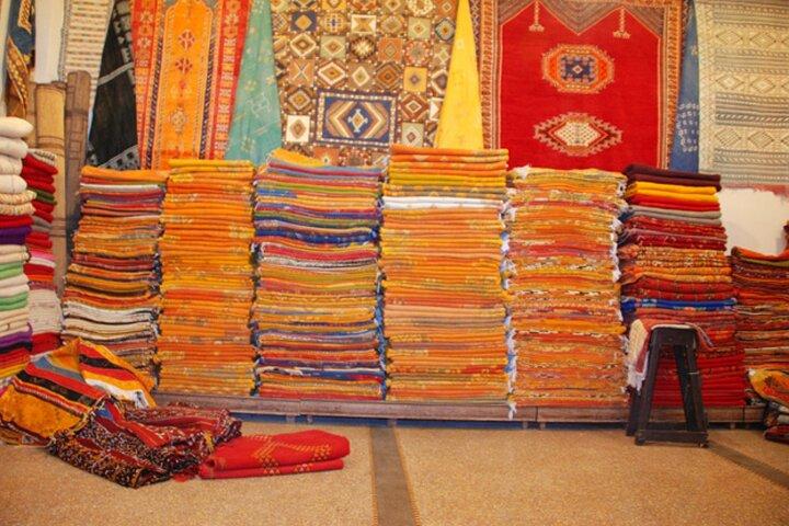 "Shop in Style: Guided Tour of Marrakesh's Markets"