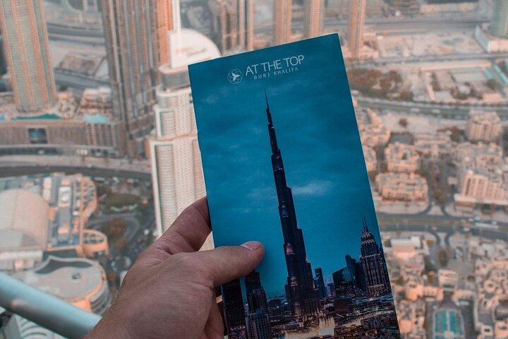 Burj Khalifa At The Top Sunrise tour inclusief ochtendtraktatie