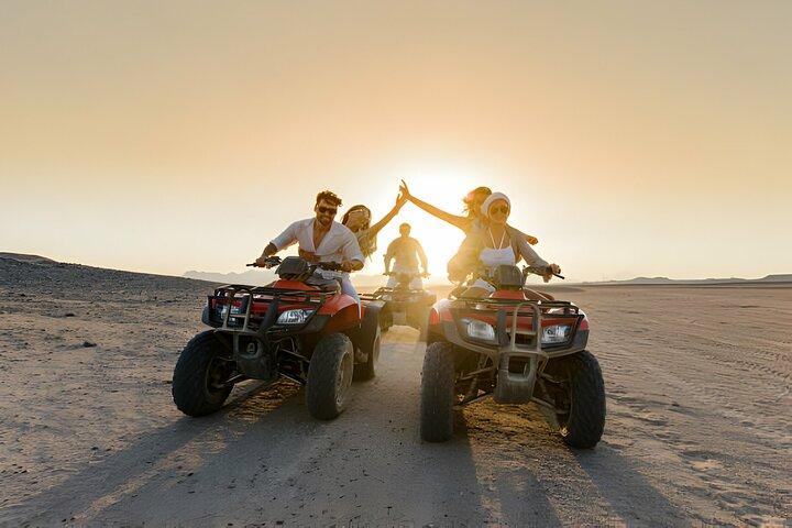 Safari ATV Quad Bike, cena beduina y espectáculo - Sharm El Sheikh