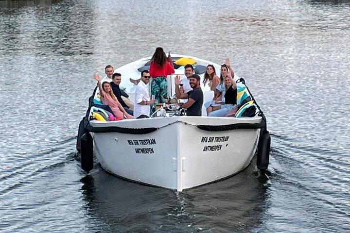 Privat MAS Antwerpen Aperitif Cruise (8 - 12 gæster)