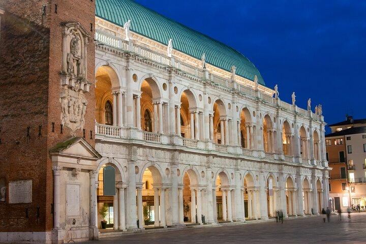Vicenza City Highlights Private Walking Tour with Local Guide