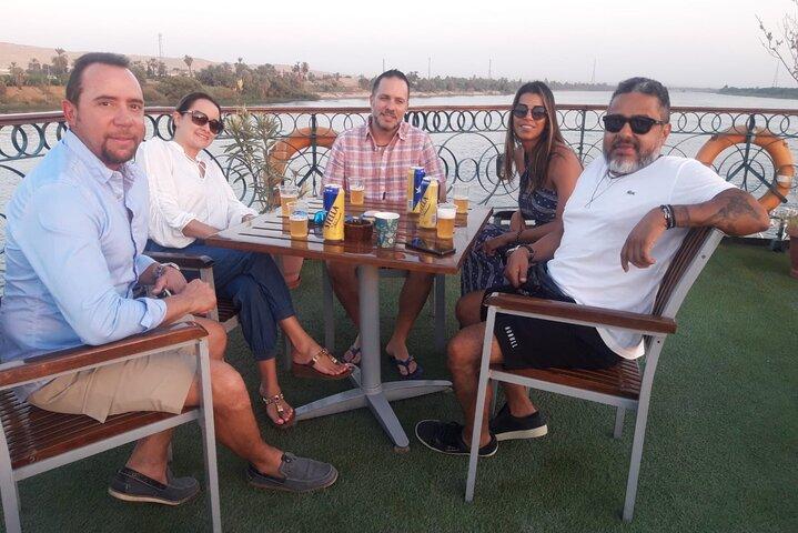 2-nætters krydstogt fra Aswan til Luxor inklusive Abu Simbel og luftballon