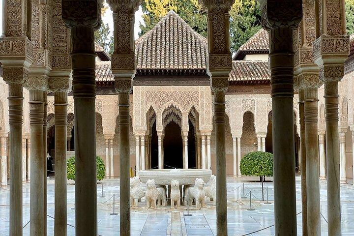 Tour Privado por la Alhambra de Granada