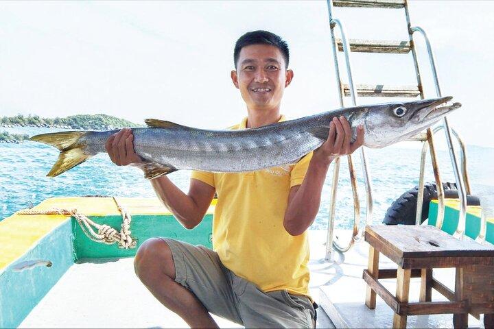 レッド リバー ツアー (小グループ): PQ でのプロの深海釣り
