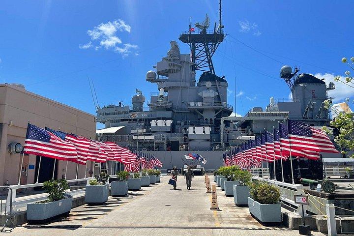 真珠湾、USS アリゾナ記念館、戦艦ミズーリを探索