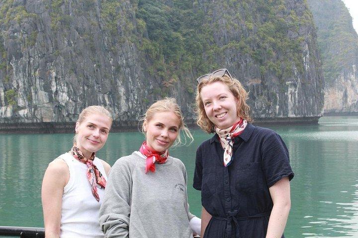 One Day Lan Ha Bay with Cat Ba Expedition Tour