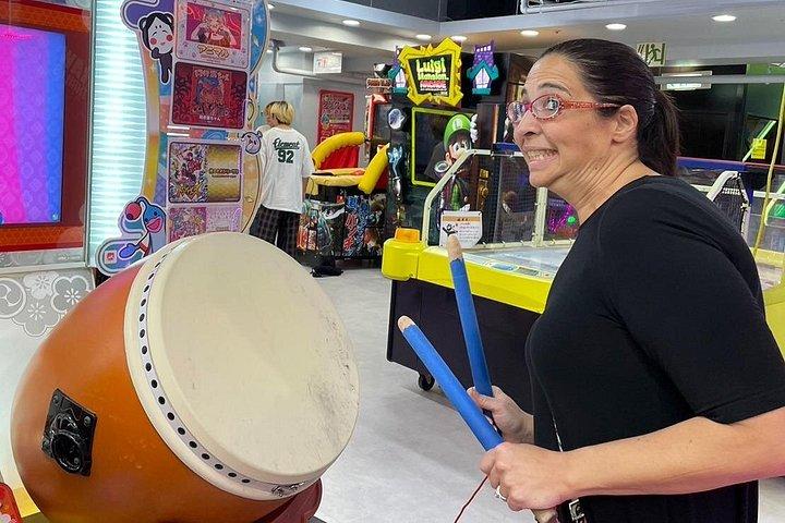 秋葉原の味とアニメで楽しむ、全年齢対象のプライベートガイドツアー
