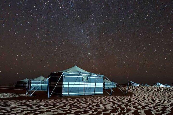 Safari de lujo por el desierto durante la noche en Salalah - Barrio vacío