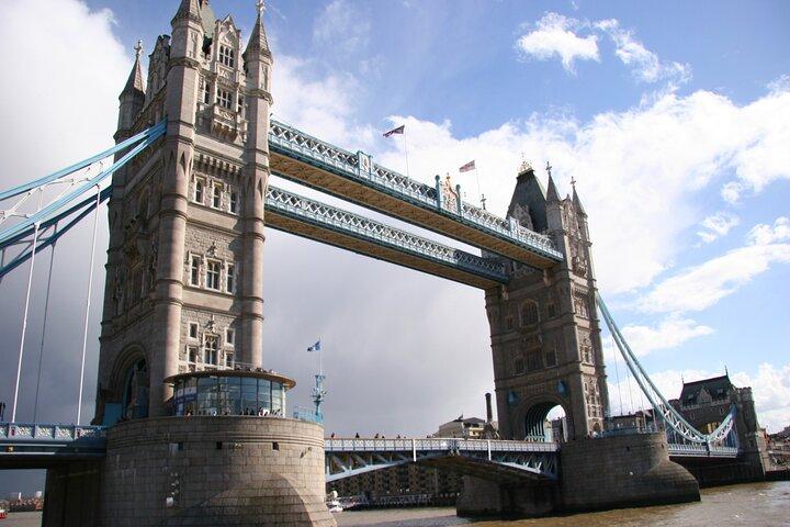 Tour privado da Tower Bridge e da Torre de Londres