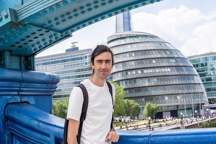 スキップ・ザ・ライン・タワーブリッジとロンドン塔プライベートツアー
