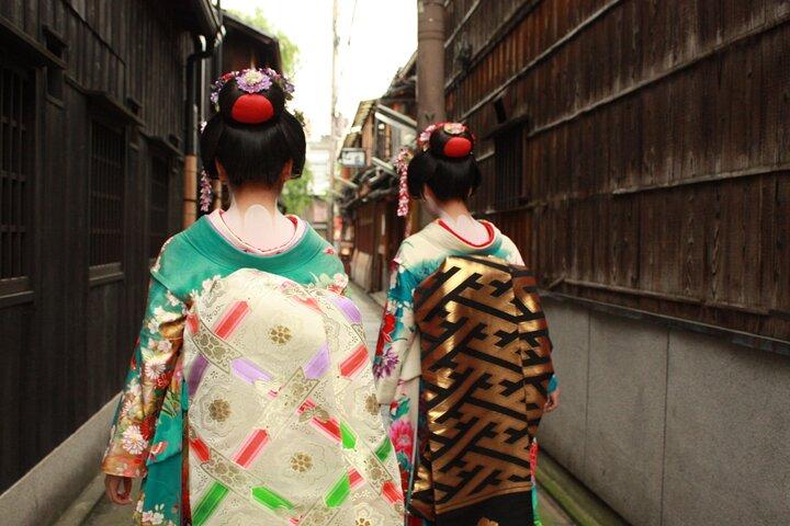 Tour di Kyoto Gion con cucina e spettacolo Maiko (privato in opzione)
