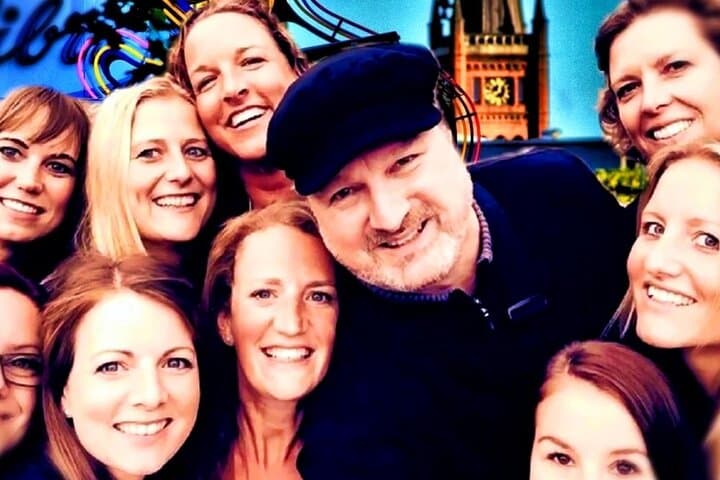 The Kiez Captain city tour of Hamburg to the Speicherstadt