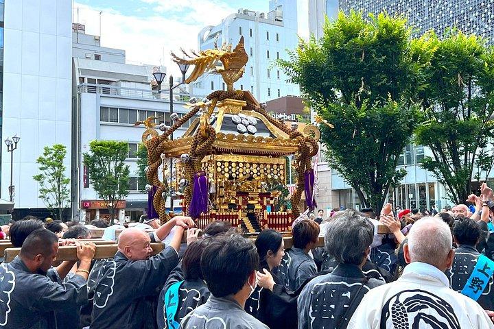 自分の興味に基づいて東京を散策するプライベートウォーキングツアー