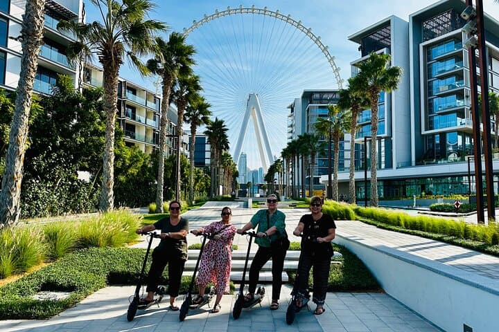 E-Scooter Guided Tour of Marina, JBR, Bluewaters Top Attractions