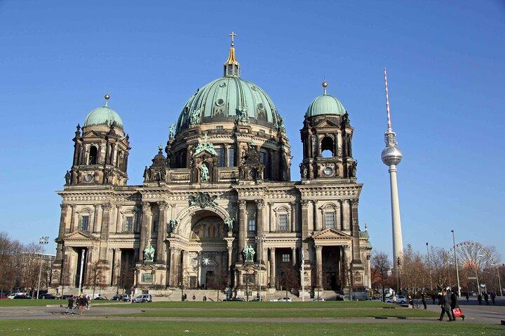 Tour privado de 4 horas por Berlín con recogida y regreso al hotel