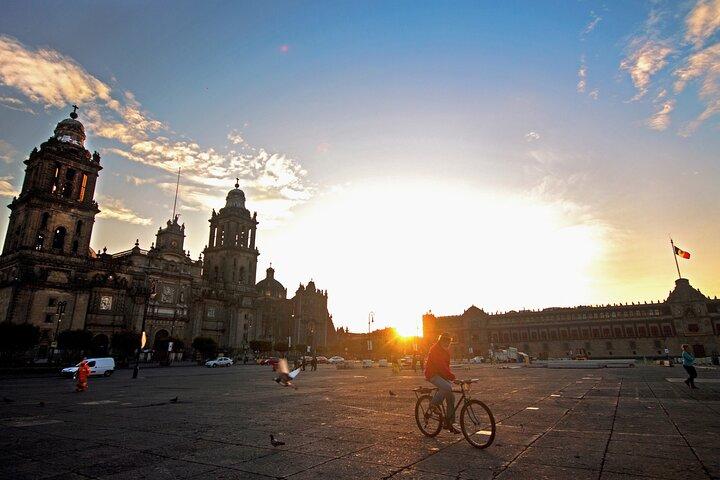 Privat Street Food & Mural Art Tour i Mexico City