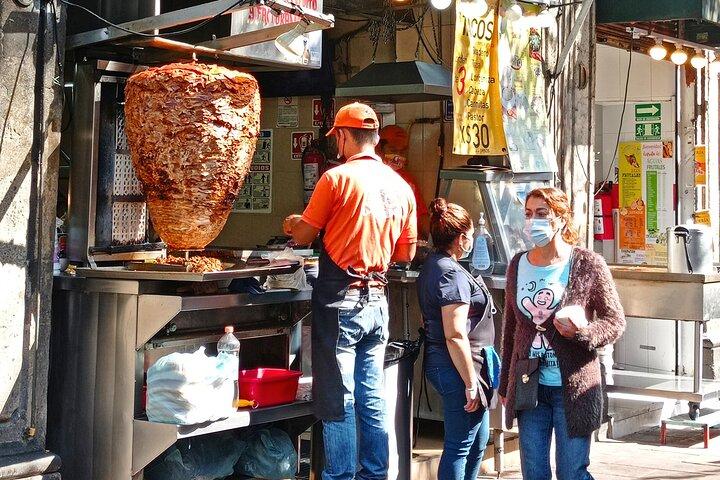Privat Street Food & Mural Art Tour i Mexico City