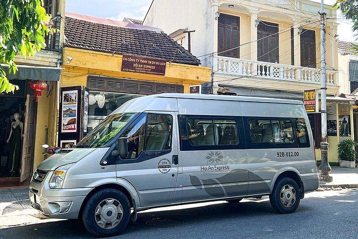レンタカーとドライバー: ダナンからミー ソンとマーブル マウンテンを訪問