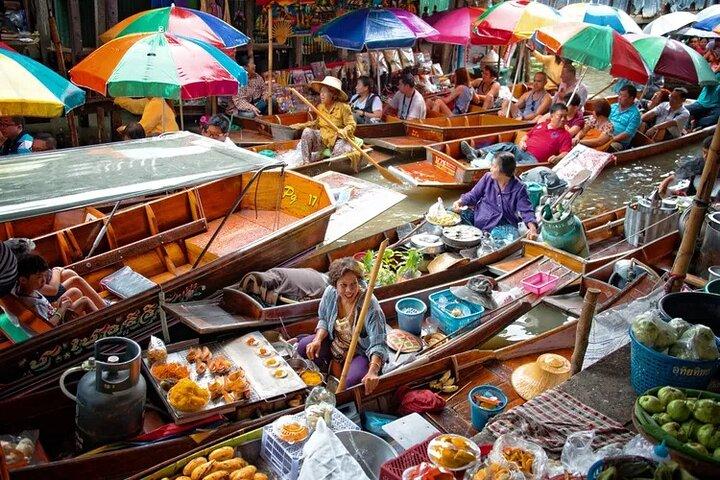 Tour en barco de remos por el mercado de Maeklong y Damnoen Saduak Market