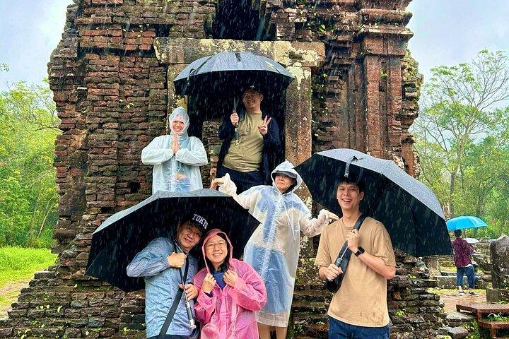 My Son Sanctuary, River Boat, Sunset View Tour från Danang/Hoi An