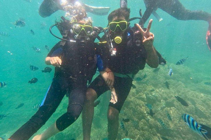 チャム島プライベート シュノーケリング ツアー、ニース ビーチ、漁村