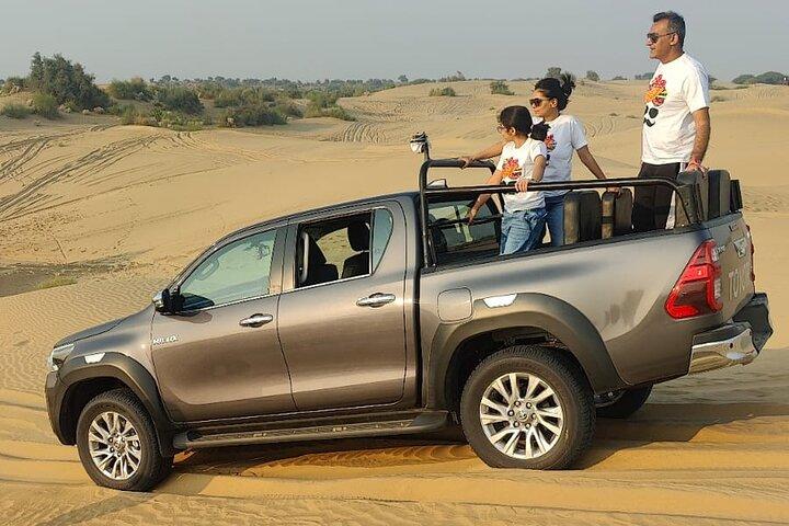 Jantar nas Dunas com Luxo Hilux Safari