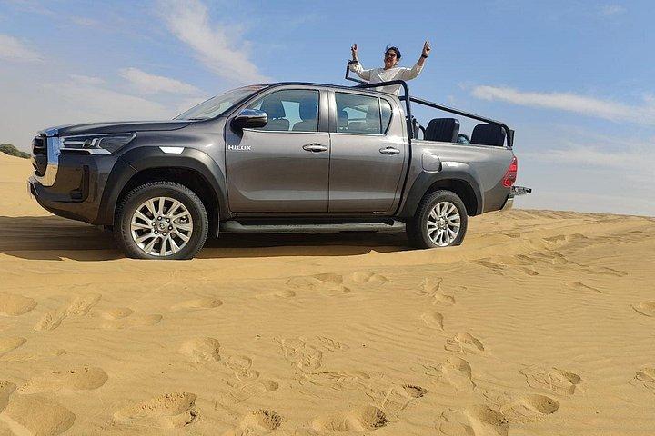 Dinner On Dunes With Luxury Hilux Safari