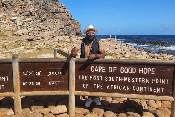 Cape Point, Boulders Beach Penguin Colony & Table Mountain Tour