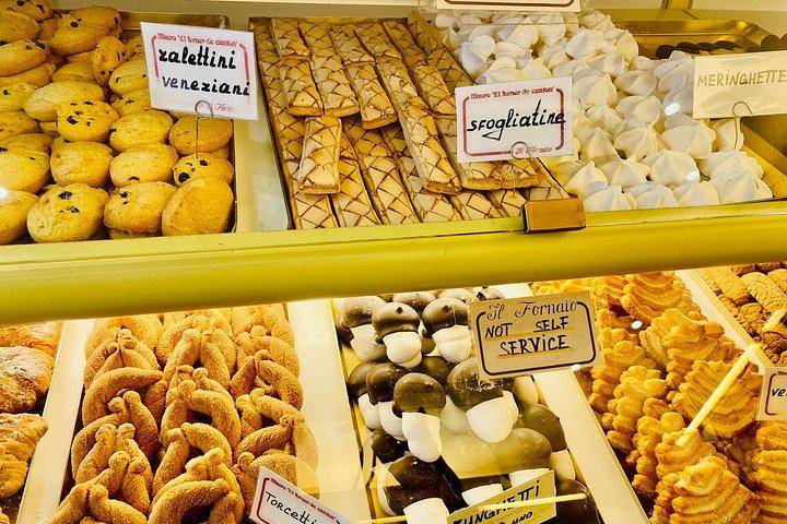 チチェッティと郷土料理のあるヴェネツィア市内中心部のおいしい屋台ツアー