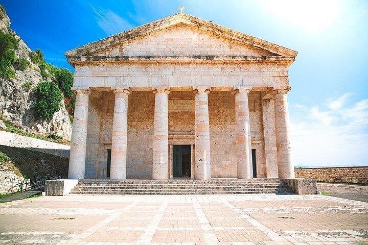 Walks of Corfu - 一流のガイドによる少人数制ウォーキングツアー