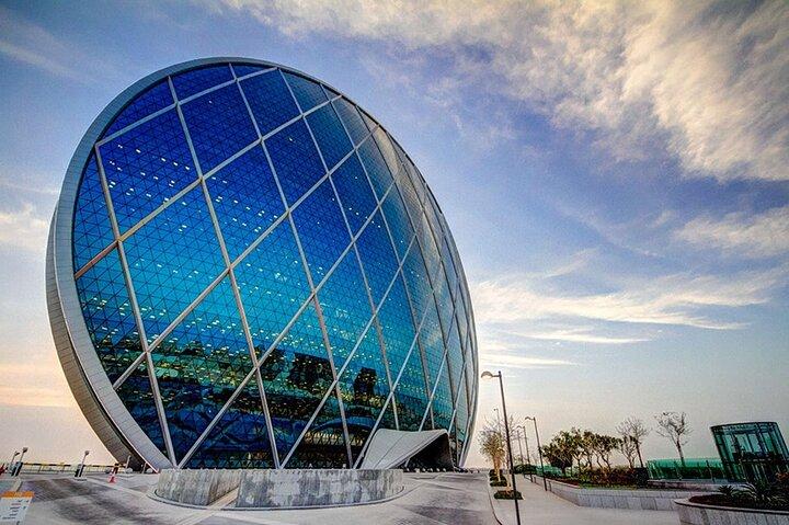 Abu Dhabi Stadtrundfahrt mit Qasr Al Watan und TeamLab Phänomene