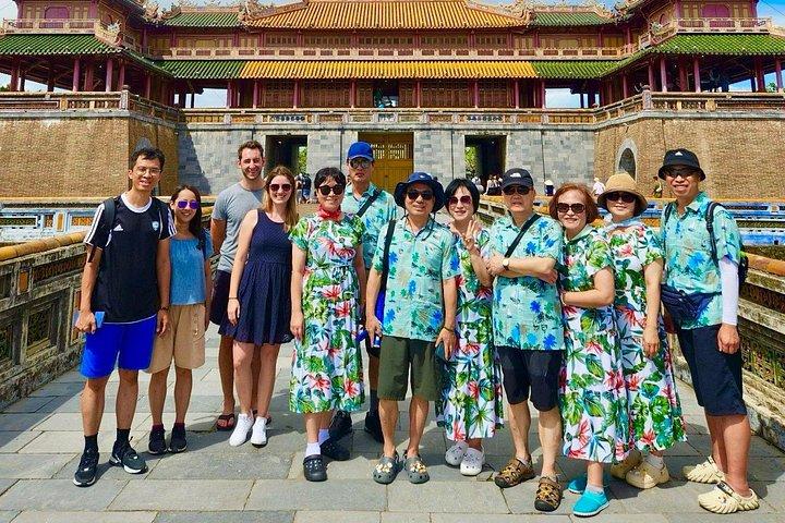 すべての必見スポット フエ市、ホイアン発ハイヴァン峠グループツアー