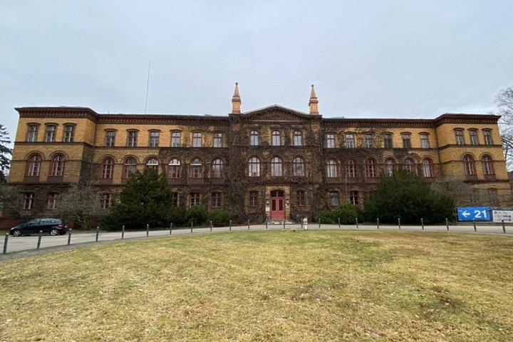 第二次世界大戦の隠れた遺跡-第三帝国の影を巡るツアー