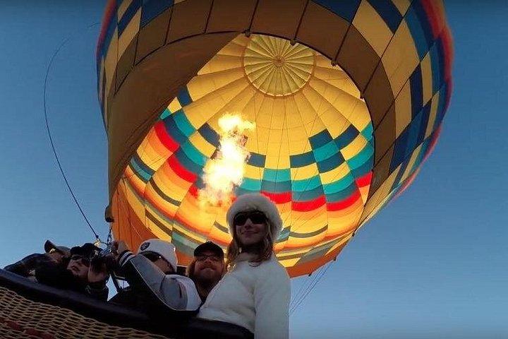 カイロ発：カイロ、ルクソール、アスワンのクルーズ付き 8 日間ツアー