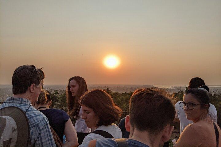 Private Angkor Wat Temples Tour with Sunset Experience