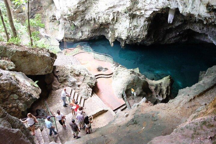 Tour storico a Santo Domingo e Grotte da Punta Cana
