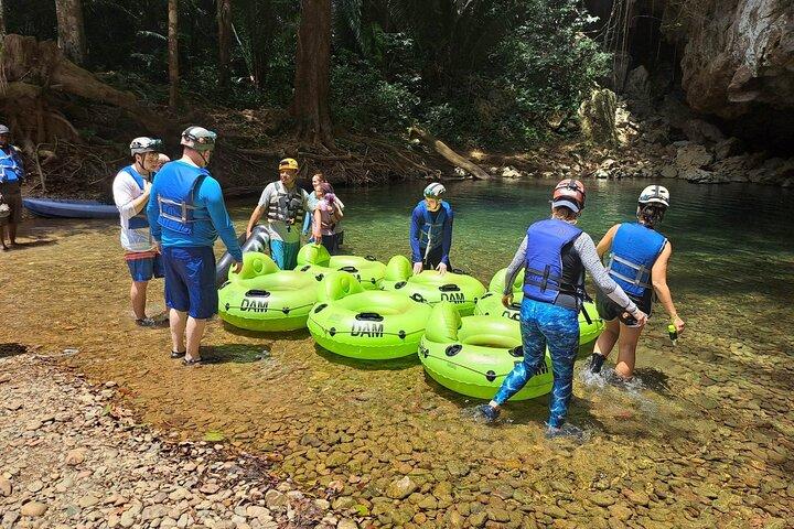 Thrill & Chill: Cave Tubing Tour da Cidade do Belize