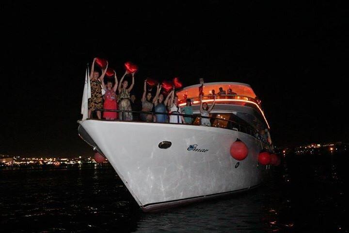 Jantar de festa de barco, Banda de vida, Belly Dancer - Sharm El Sheikh