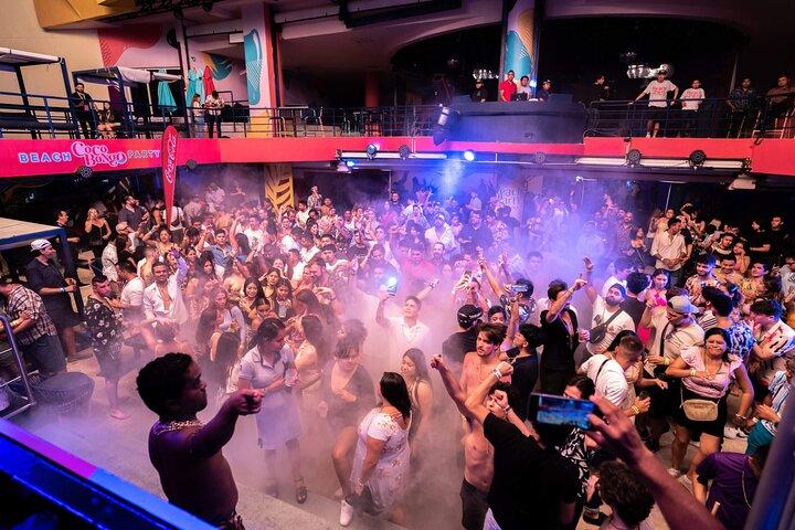Coco Bongo Beach Club
