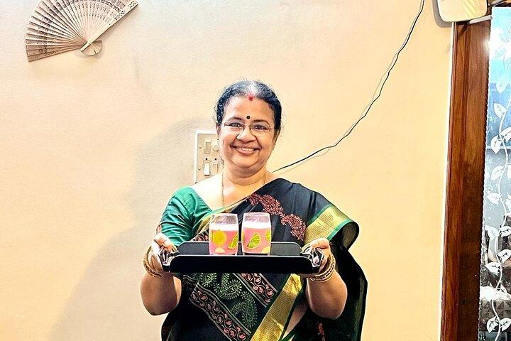 Visite du marché de Chennai et cours de cuisine dans une maison locale avec Meena