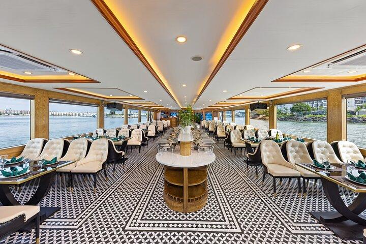 Halong Heritage Luxury Day Cruise fra Hanoi med motorvej