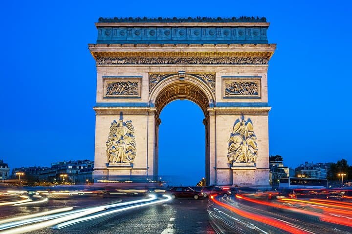 transfer from CDG/ORLY airport to Paris ,multilingual driver