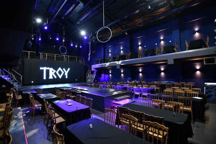 Troy Dinner-Show