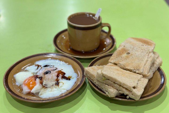 チャイナタウンで食べてスナップするウォーキング フード ツアー