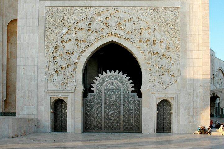 Casablanca Layover Tour with Round-Trip Airport Transfer