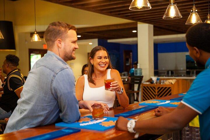アップルトン エステートの入場券と蒸留所ツアー (試飲付き)
