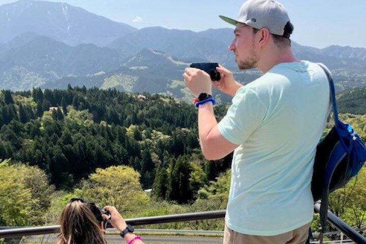 Magome & Tsumago Nakasendo Trail Day Hike with Government-Licensed Guide