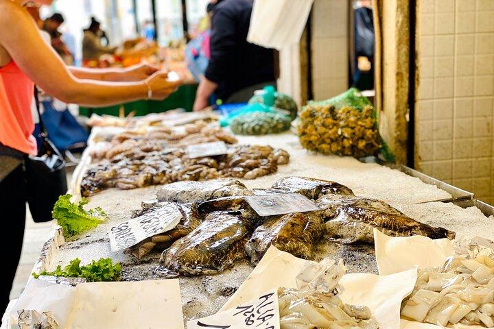 ヴェネツィアのチッケッティ通り料理と観光ウォーキングツアー