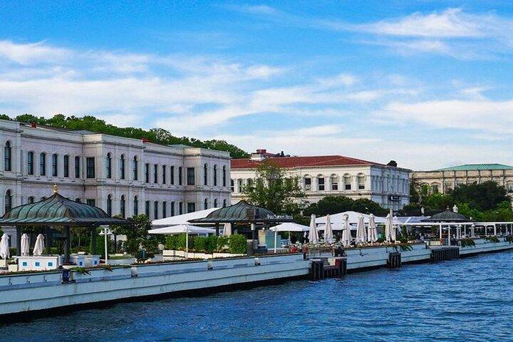Istanbul Bosphorus Sunset Cruise Tour (Guided) + Tea/Coffee