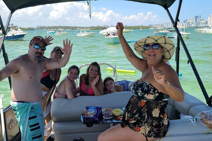 Fort Lauderdale Private Boat Charter & Haulover Sandbar Day/Night